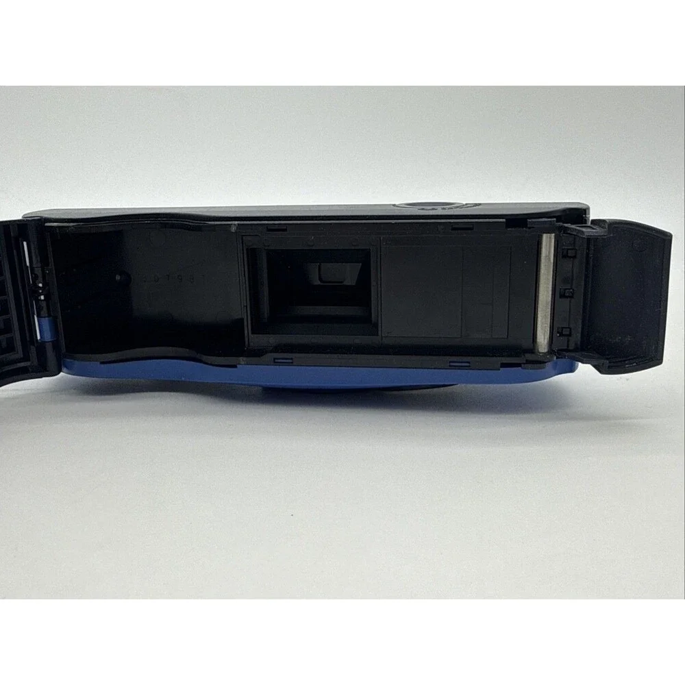 Polaroid I-zone Instant Pocket Camera Blue